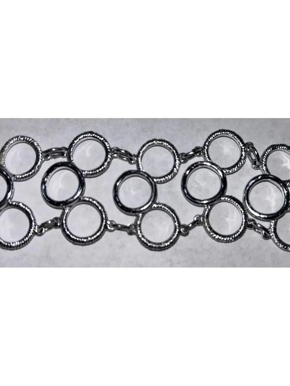 Vintage Sarah Coventry Silver Tone Linked Circles Bracelet - Picture 3 of 4